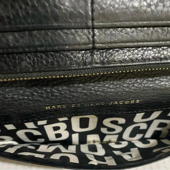 Marc By Marc Jacobs black leather wallet - Picture 8 of 10